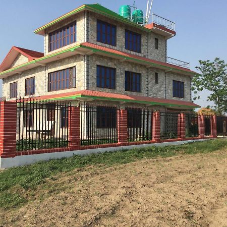 Chitwan Homestay Bharatpur  Exterior foto