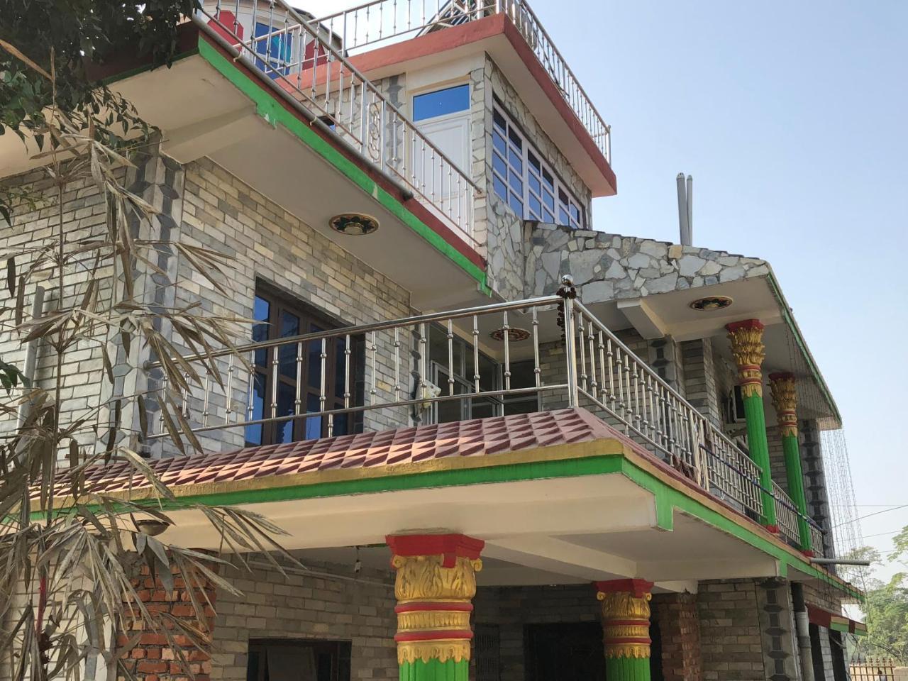 Chitwan Homestay Bharatpur  Exterior foto