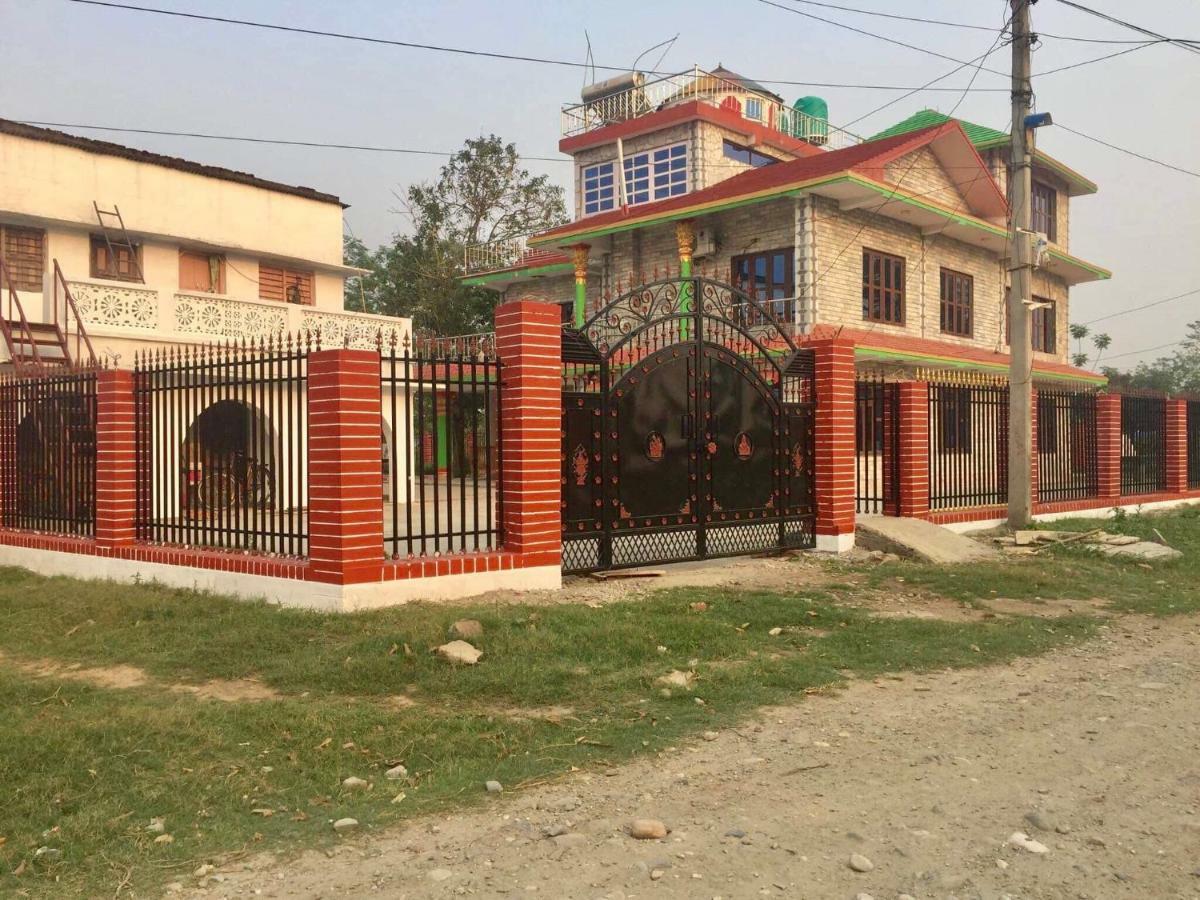 Chitwan Homestay Bharatpur  Exterior foto